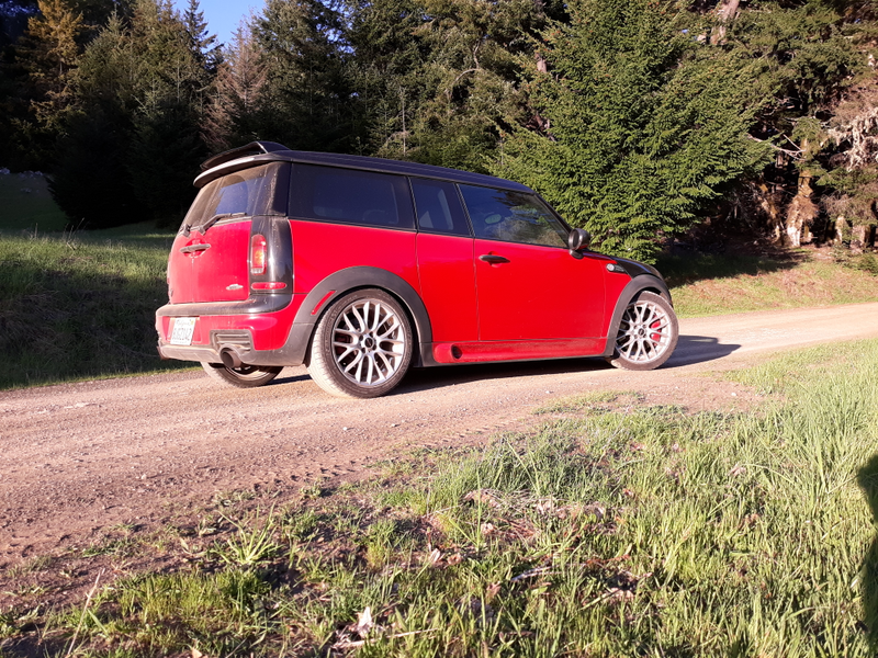 Learning liftoff oversteer on the counties unpaved roads, this is probably the root of my blown rear shocks.